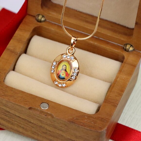 "Sacred Heart Rose Gold Pendant with Crystals – Religious Jewelry, XPPT1737 - Picture 10 of 13